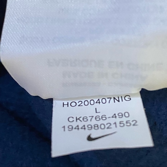 Nike LeBron Hoodie Sweatshirt SFG Mantra Logo Lg - Picture 9 of 10